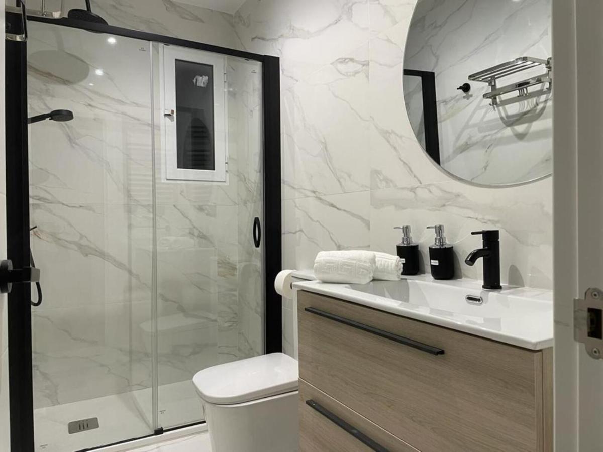 U2 Apartamento A Estrenar, Cerca De Metro マドリード エクステリア 写真